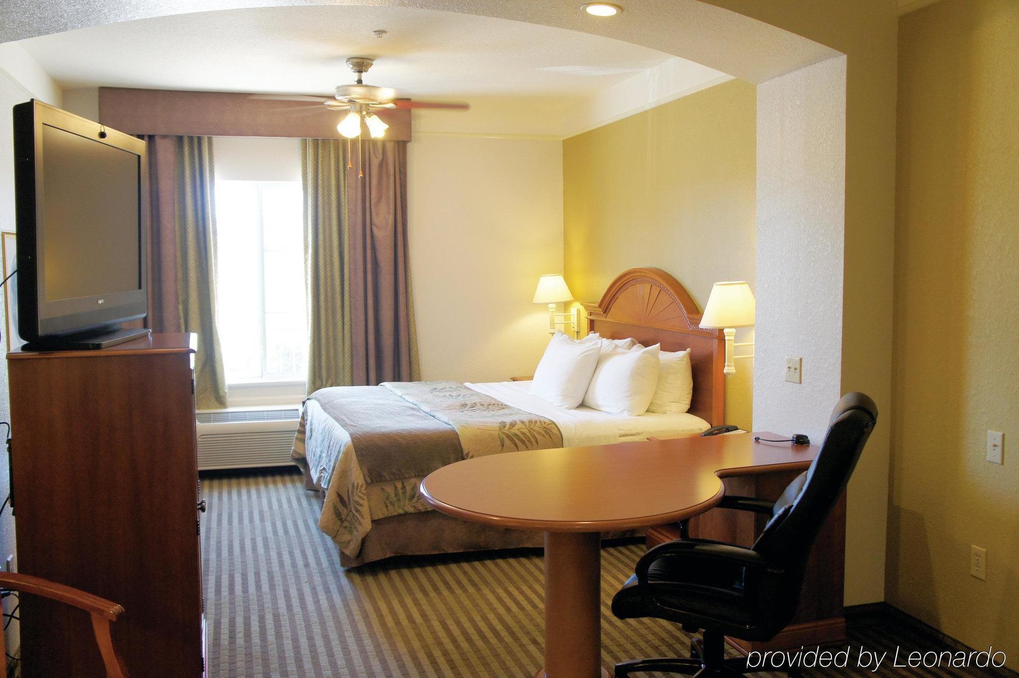 La Quinta By Wyndham Conroe Hotel Екстериор снимка